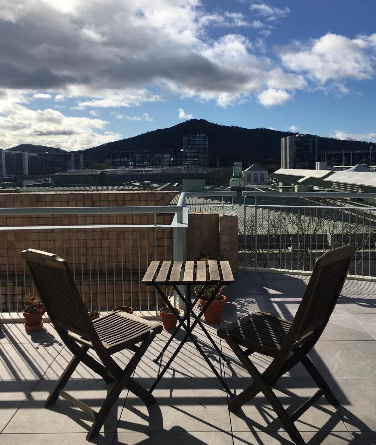 Private Room With Ensuite In The Cbd Canberra Ngoại thất bức ảnh