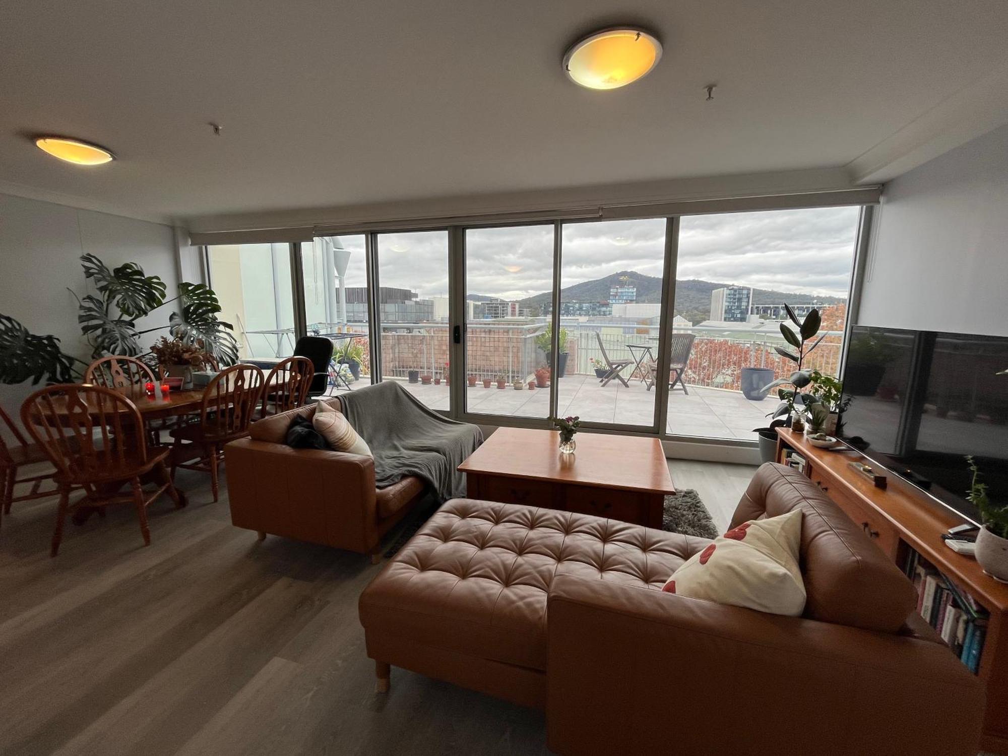 Private Room With Ensuite In The Cbd Canberra Ngoại thất bức ảnh